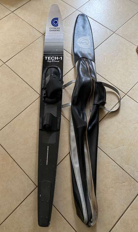 CYPRESS GARDENS SLALOM WATER SKI WITH BAG-TECH ONE RICKY MCORMICK CARBON/GRAPHILE/ALUMINIUM-OVERALL