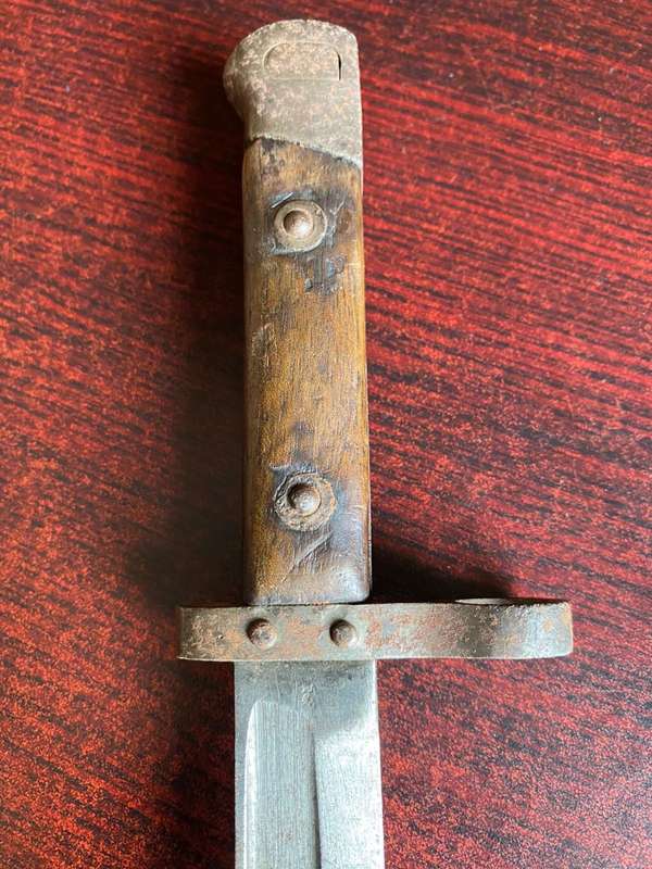 CZECH 1895 BAYONET,A DIRECT CAP OF THE AUSTRIAN 1895-MADE AFTER WW1 IN THE OLD AUSTRIAN ARSENALS-OVE