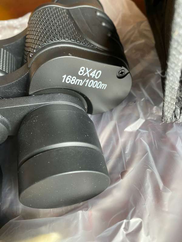 8X40-168M/1000M BINOCULARS MADE IN CHINA-NEW -BOXED-IDEAL FOR BIRD WATCHING