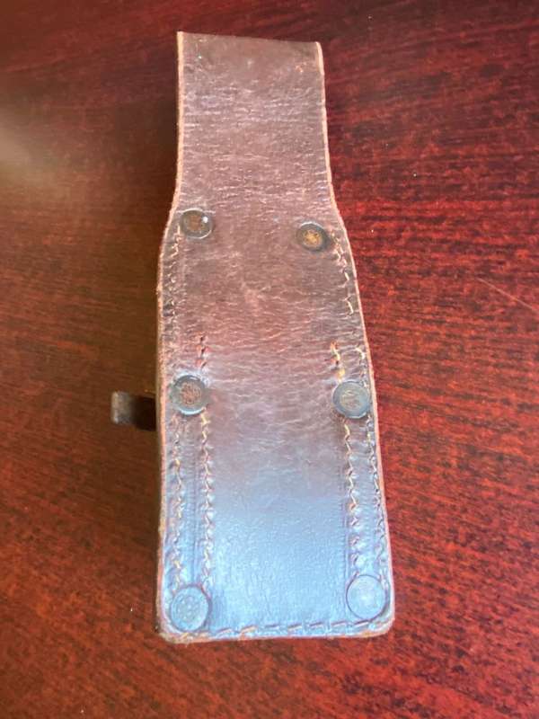 1907 LEATHER BAYONET FROG-DATED 1942