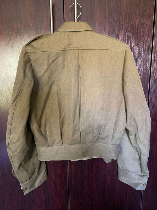 SA BUNNY JACKET-PURE WOOL LABEL-DATED 1972-SIZE MEDIUM-MEASURES 53 CM ARMPIT TO ARMPIT -GOOD CONDITI
