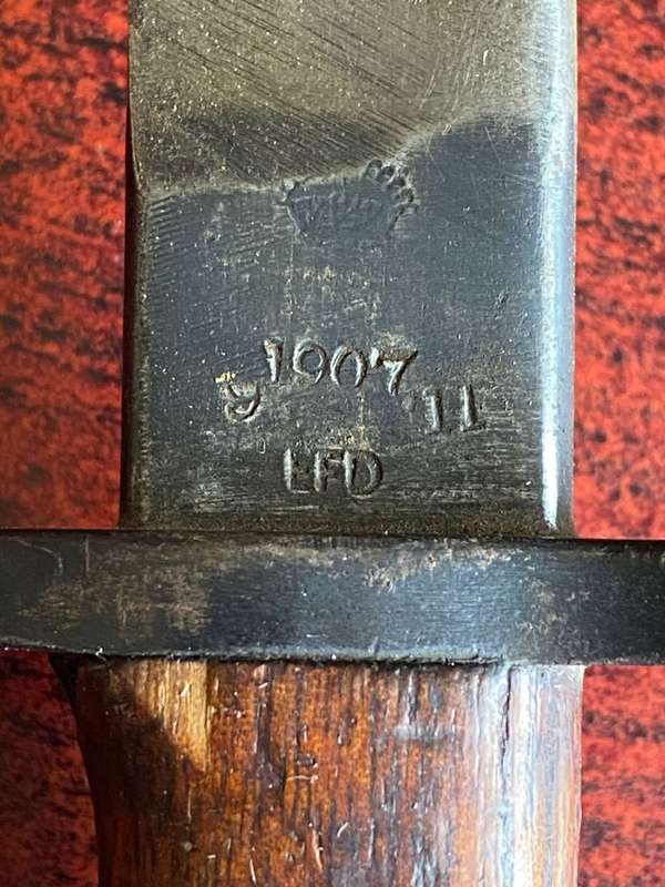 British Pattern 1907 Sword Bayonet with Hooked Quillon