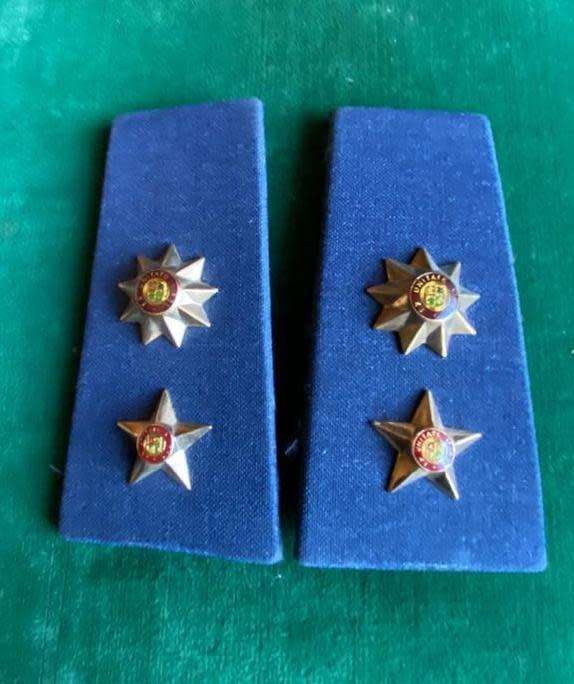 SA AIRFORCE LIEUTENANT COLONEL RANK BOARDS IN GILT-WORN 1996-2002 PAIR