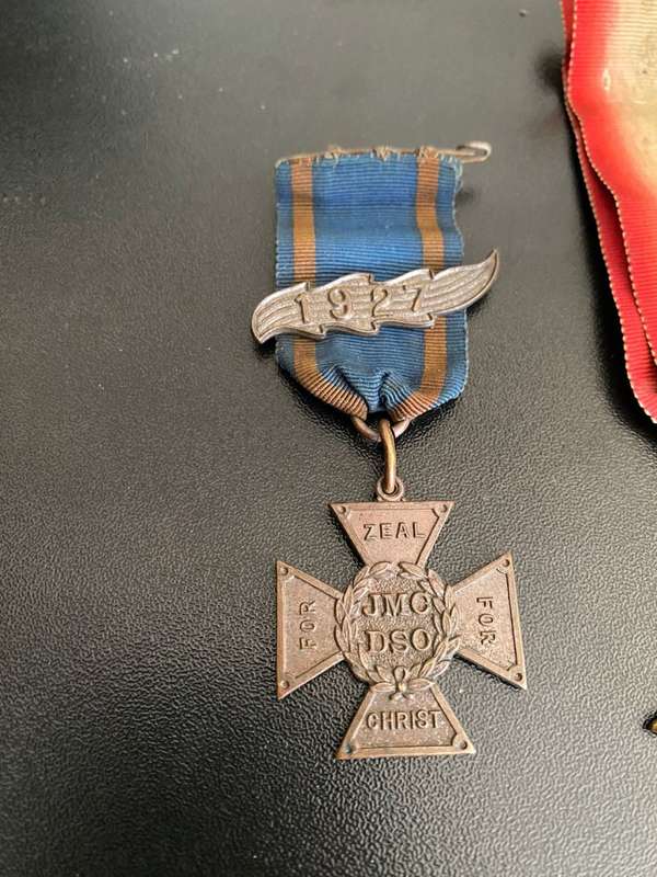 WW1 STAR AND VICTORY MEDAL,WITH CERTIFICATES AND PRINCESS MARY TIN AS WELL AS JMC/DSC MEDAL AWARDED