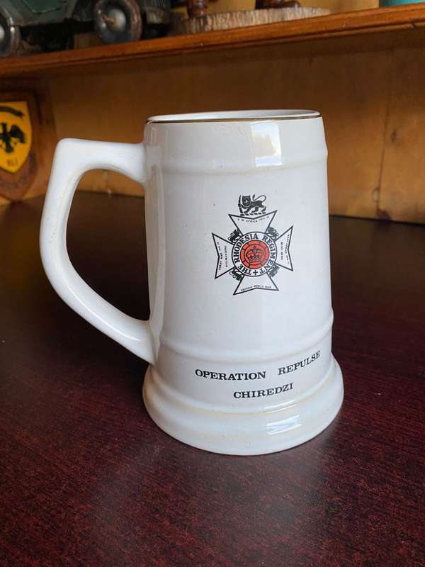 RHODESIA REGIMENT OPERATION REPULSE MUG-WILLSGROVE POTTERY MAKERS MARK-HEIGHT 15 CM-GOOD CONDITION W