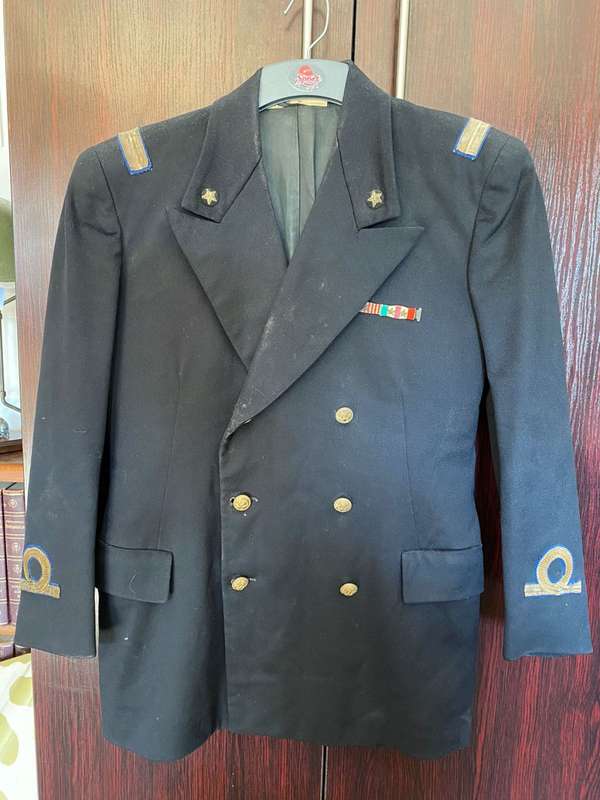 AUTHENTIC ITALIAN WW2 NAVY OFFICER MEDICAL BRANCH TUNIC- STILL IN GOOD CONDITION