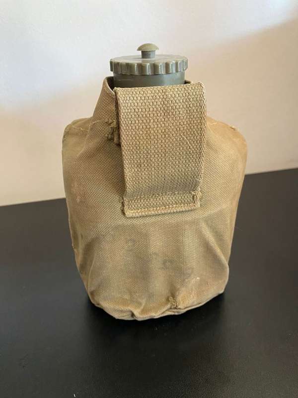 RHODESIAN PATTERN 63 WATER BOTTLE-COMPLETE CONDITION