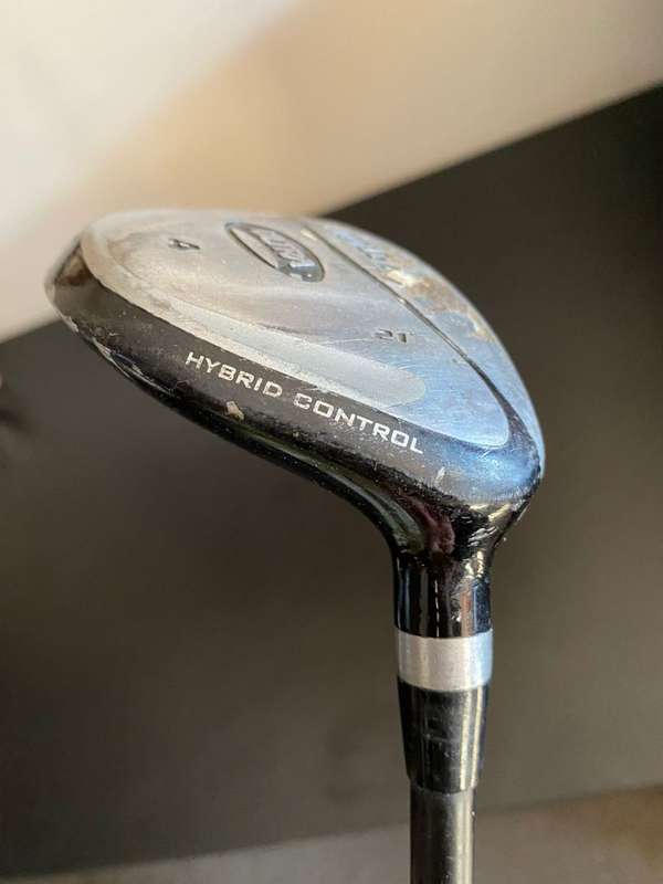 WILSON 21 DEGREES NO 4 FAIRWAY WOOD-HYBRID CONTROL-OVERALL LENGTH 102 CM