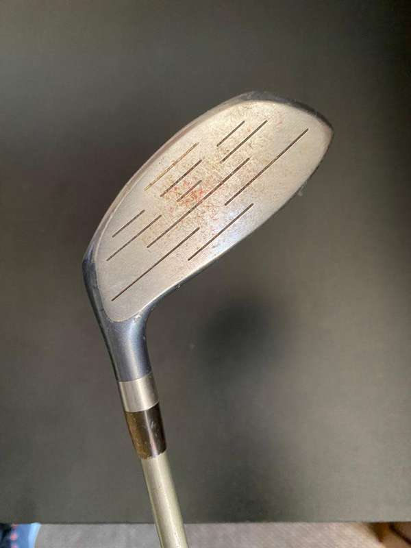 MIZUNO NO 3 FAIR WAY WOOD-OVERALL LENGTH 109 CM