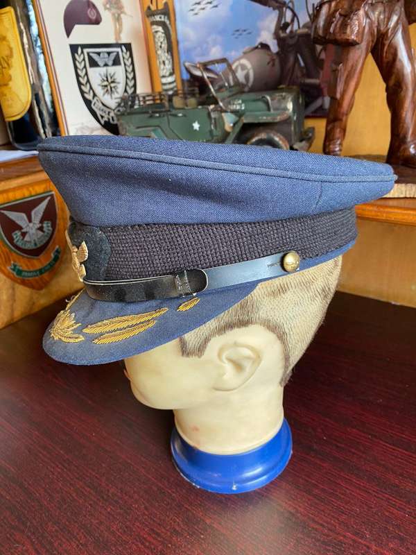 HIGH RANKING SAAF,OFFICERS PEAKED CAP-WORN FROM 1960`S-(BORDER WAR)-GOOD CONDITION
