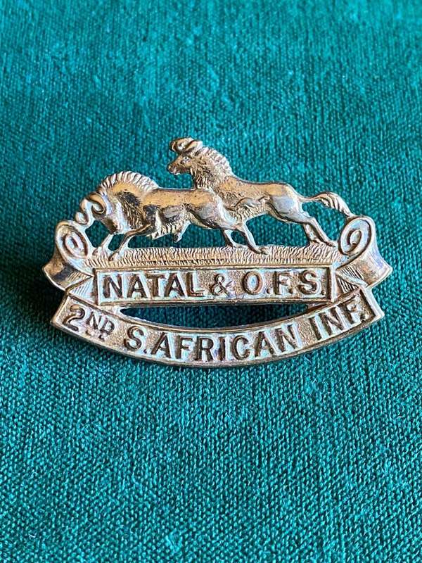 WW1-2ND SA INFANTRY COLLAR BADGE- 2 LUGS
