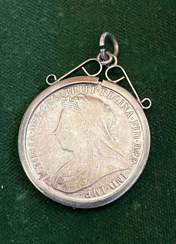 BOER WAR SILVER MOUNTED 1896 ONE SHILLING-TOTAL WEIGHT 7,2 G