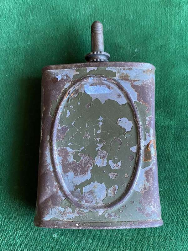 WW2 MACHINE GUN OIL CAN