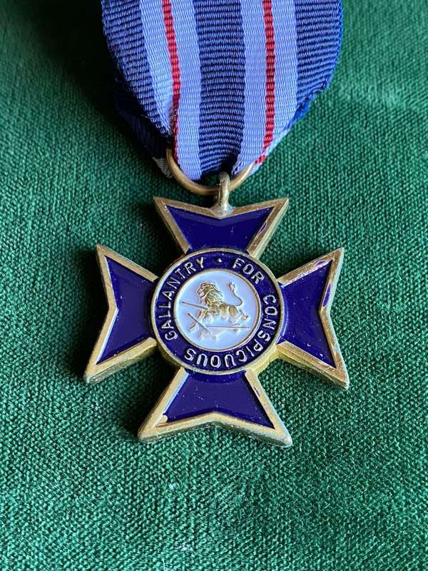 FULL SIZE RHODESIA POLICE CROSS FOR CONSPICUOUS GALLANTRY (PGC)