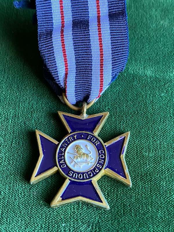 FULL SIZE RHODESIA POLICE CROSS FOR CONSPICUOUS GALLANTRY (PGC)