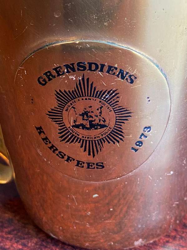 POLICE COPPER MUG FROM THE 1973 RHODESIA CAMPAIGN WITH SPECIFIC MARKINGS AND DATES-HEIGHT 10,5 CM