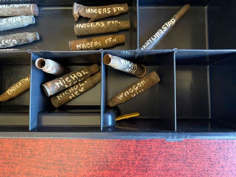 VERY INTERESTING COLLECTION OF BOER WAR ITEMS PICKED UP ON DIFFERENT BATTLE FIELDS-36 ITEMS IN TOTA