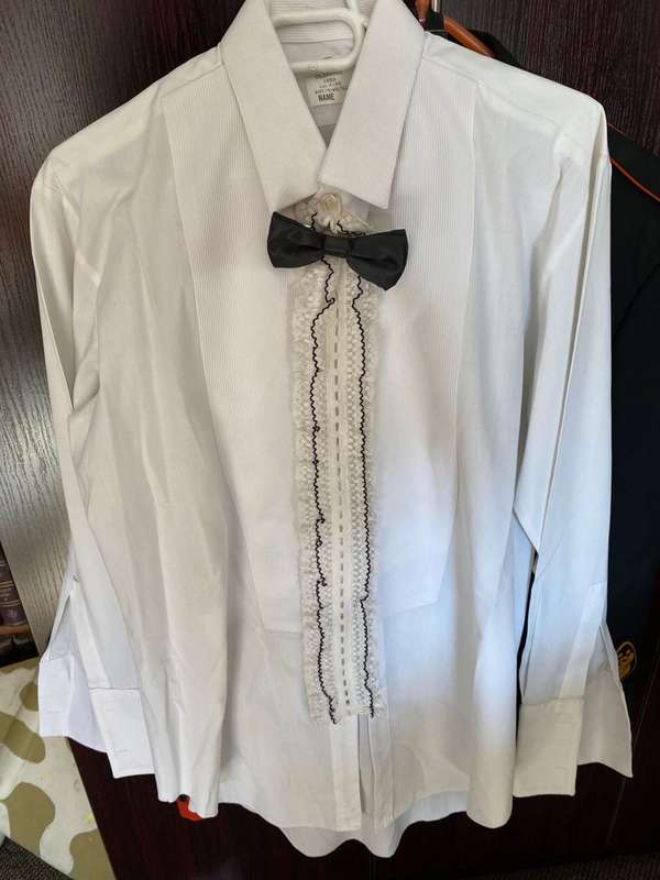 COMPLETE MESS DRESS UNIFORM,SHIRT,JACKET,UNDER JACKET AND TROUSERS-THE JACKET A SIZE LARGE-MEASURES