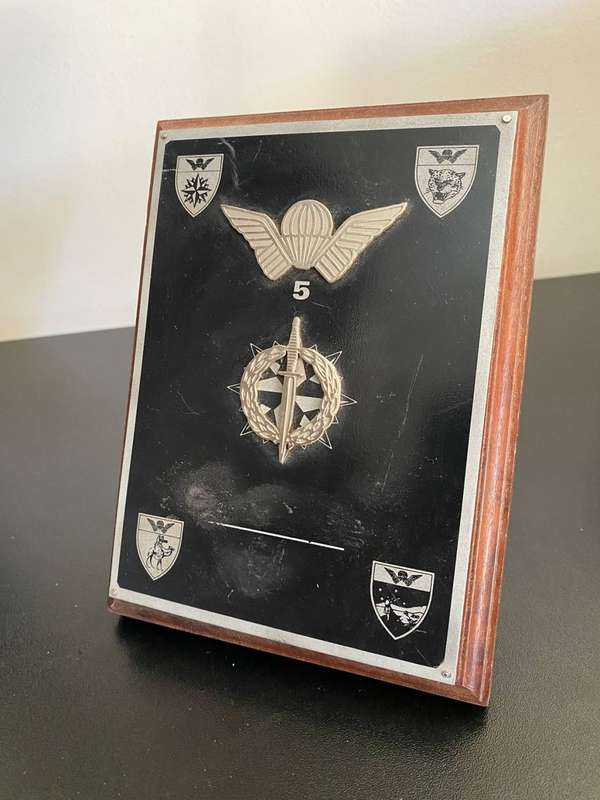 5 RECCE PLAQUE-MEASURES 18X13,5 CM