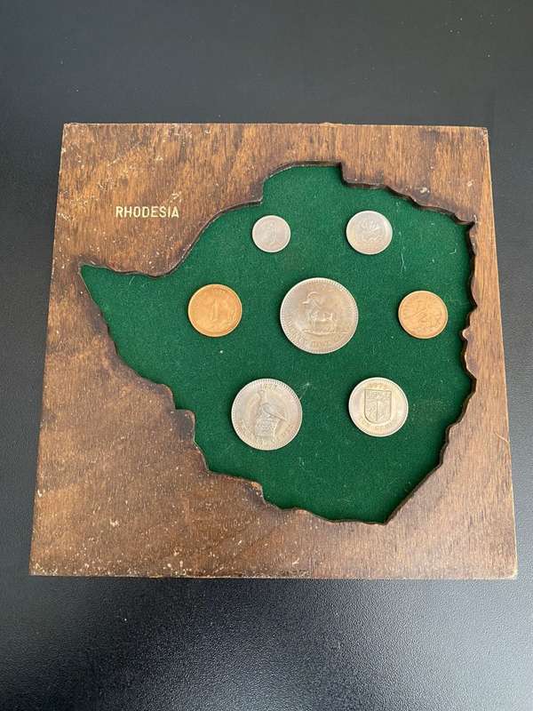 RHODESIAN PLAQUE