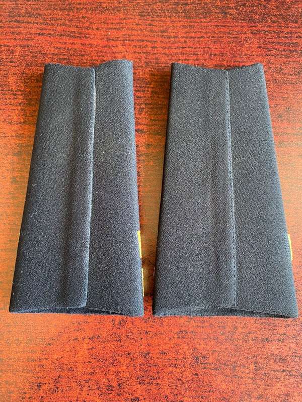 SA NAVY LIEUTENANT'S RUBBERISED SHOULDER STRAPS