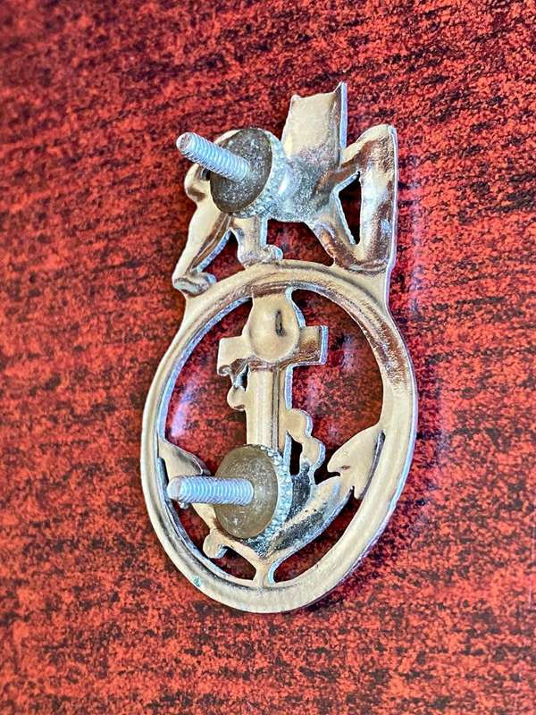 SA NAVY DOCKYARD POLICE RATINGS CAP BADGE IN WHITE METAL-2X SCREW LUGS
