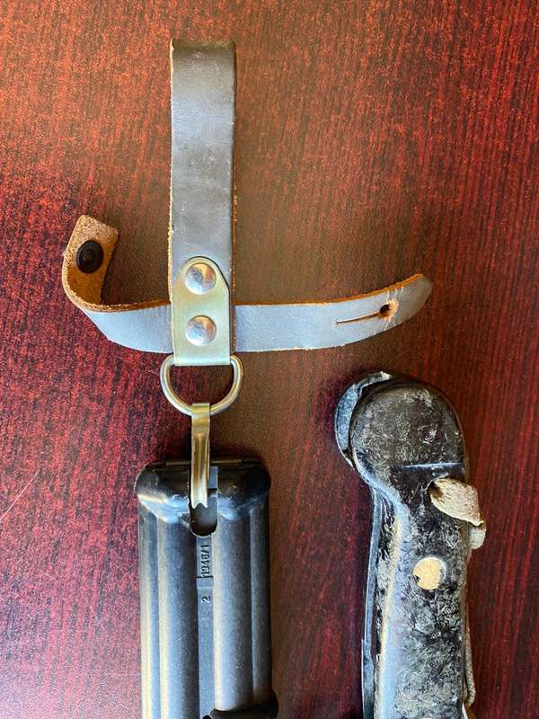 EAST GERMAN AKM 59 BAYONET WITH SCABBARD-THE KILT OF THE BAYONET NEEDS SOME CLEANING,OTHERWISE GOOD