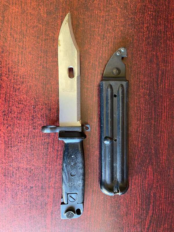 EAST GERMAN AK74 BAYONET WITH SCABBARD-THE STEEL POMMEL OF THE AK74 OVER CAME IMPACT DAMAGE-MATCHING