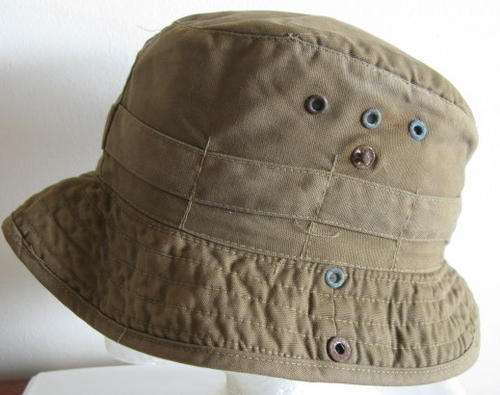 BORDER WAR PERIOD BUSH HAT INSIDE RING MEASURES 53CM - USED BUT GOOD CONDITION