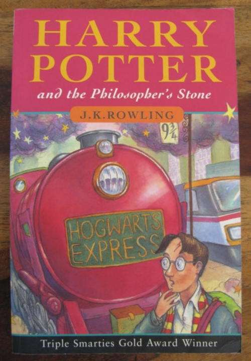 HARRY POTTER AND THE PHILOSOPHER'S STONE BY J.K. ROWLING - 1ST EDITION - PUBLISHED 1997