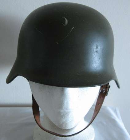 OLD SAP RIOT POLICE HELMET 1970'S.  IN ALMOST NEW (UNISSUED) CONDITION.