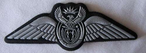 SAAF SILVER EMBOSSED (IRON-ON) PILOTS WINGS WORN FROM 2003.  FOR 500 & MORE FLYING HOURS.