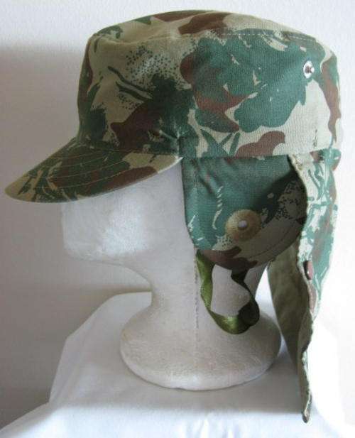 SAP SPECIAL TASK FORCE 2ND PATTERN CAMO FLAP CAP - INSIDE RING MEASURES 50CM