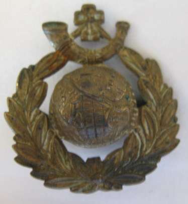 ROYAL MARINE LIGHT INFANTRY BRASS CAP BADGE - ORIGINAL - 2 x LUGS - WORN 1898 - 1923