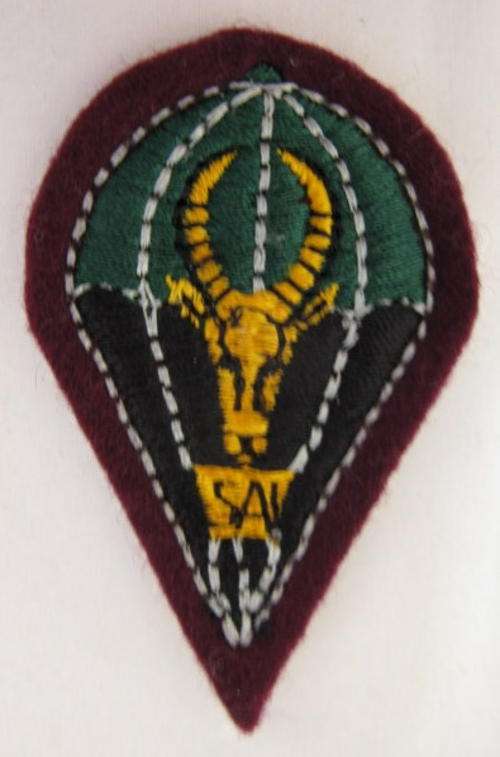SA PARA NON AIRBORNE QUALIFIED BERET BADGE.  EMBROIDERED ON FELT.