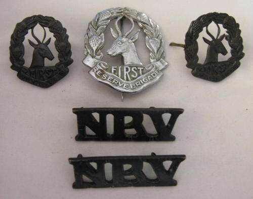 1ST RESERVE BRIGADE CAP AND COLLARS AND TITLES 1940-43