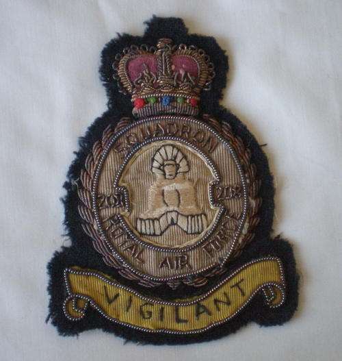 ROYAL AIR FORCE 208 SQUADRON BULLION EMBROIDERED BLAZER BADGE-POST 1950'S