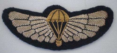 BRITISH SAS BULLION EMBROIDERED MESS DRESS WING-PADDED-ORIGINAL MEASURES 66 MM