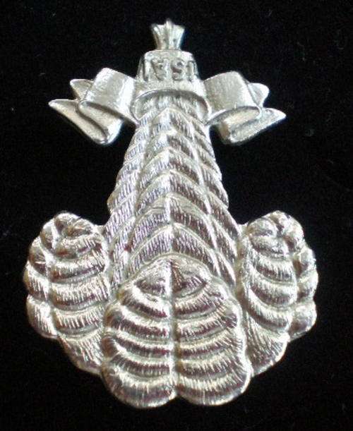1SA INFANTRY BERET BADGE 1983-2003