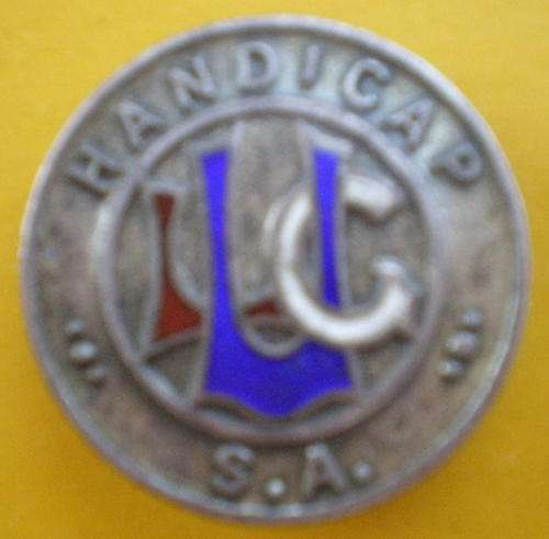 HANDICAP S.A.-STERLING SILVER & ENAMEL BADGE DIAMETER 26MM