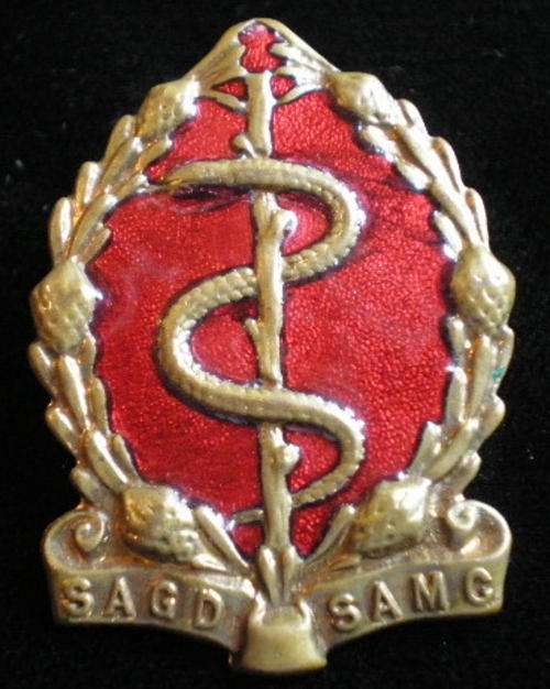 SA MEDICAL CORPS GILDING & ENAMEL CAP BADGE WORN UP TO 1979- 2XSCREW LUGS