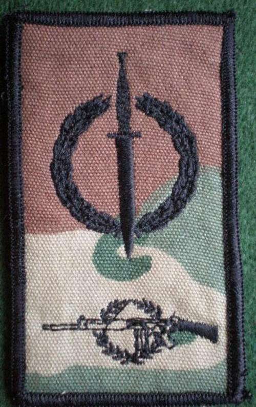 SANDF RECCE/SPECIAL FORCES COMBINED OPERATOR& SNIPER QUALIFICATION BADGE-BLACK EMBROIDERE ON CAMO 20