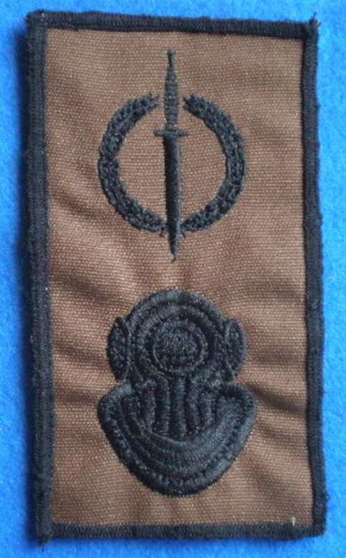 SA RECCE COMBINED OPERATOR & ARMY DIVER QUALIFICATION-BLACK THREAD EMBROIDERED ON NUTRIA WITH BLACK