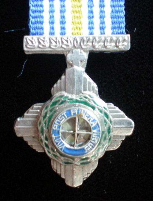 SA POLICE CROSS FOR BRAVERY (PCF) INSTITUTED 1989-MINIATURE