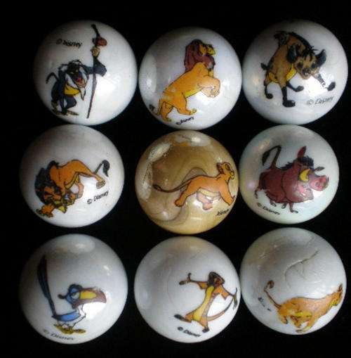 COLLECTION OF 9 VINTAGE DISNEY MARBLES CIRCA 1980'S-DIAMETER 25MM