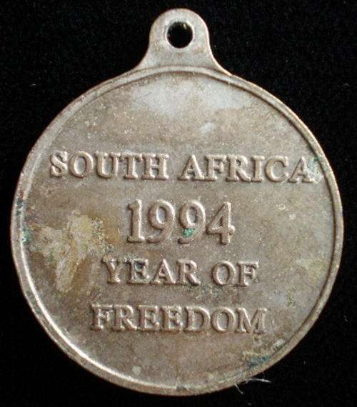 MANDELA-SOUTH AFRICA 1994 YEAR OF FREEDOM-MEDALLION