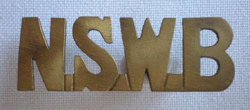 NEW SOUTH WALES BUSHMEN-BOER WAR,BRASS TITLE-2 LUGS