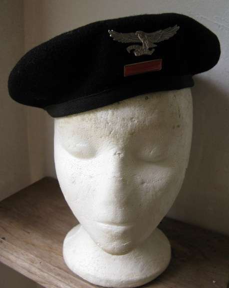 REGIMENT ORANGE FREE STATE BERET-WORN FROM 1976-INSIDE RING MEASURES 52 CM