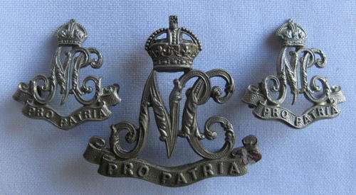 NATAL CARBINEERS WHITE METAL CAP&COLLARS WORN 1903-1935-LUGS INTACT