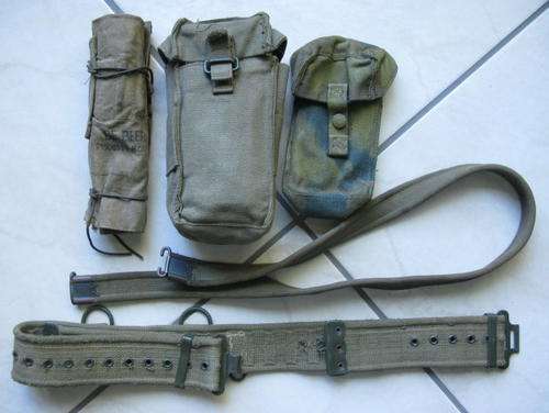 RHODESIAN WEBBING FOLLOWING:FN RIFLE SLING & CLEANING KIT,2X AMMO POUCHES(THE ONE PAINTED)RHODESIAN
